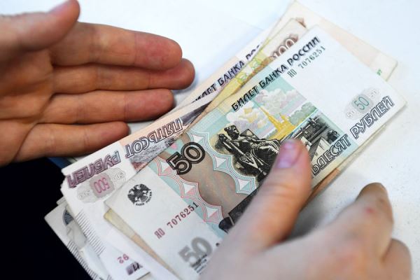 В Госдуме рассказали о налоговом кэшбеке для семей с двумя и более детьми