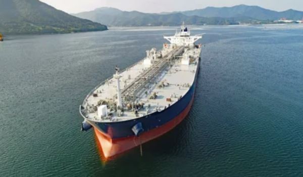 В августе ставки фрахта танкеров для перевозки российской нефти выросли из-за санкций ЕС и увеличения экспорта