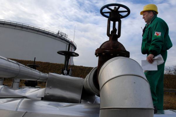 Поставки российской нефти в Словакию могут возобновиться сегодня